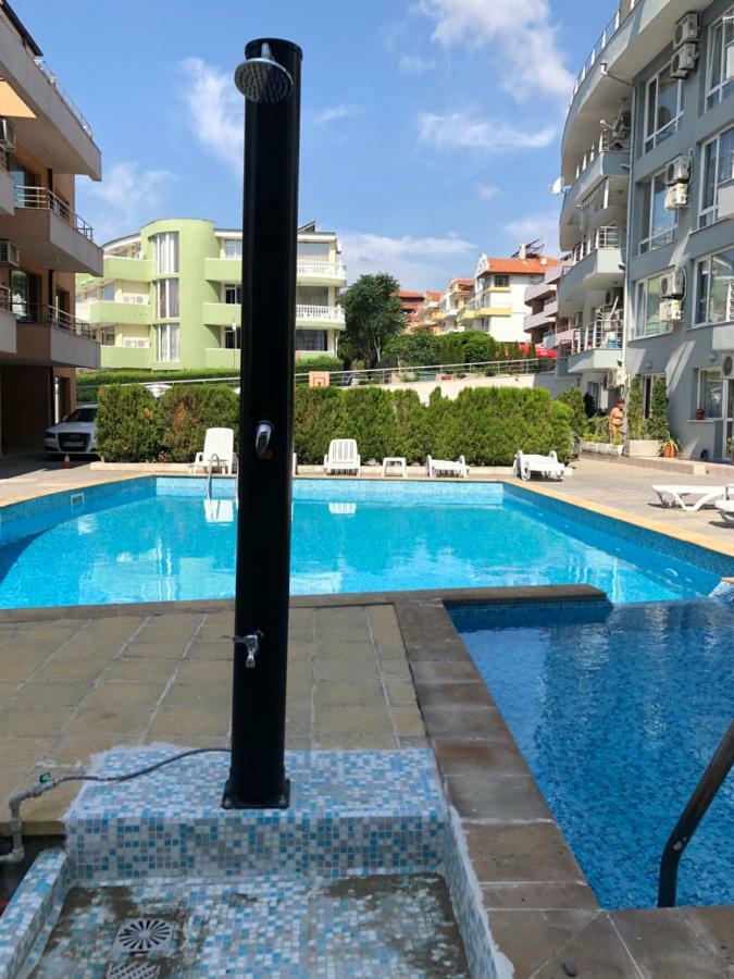 Апартаменти "Бриз" Sveti Vlas Exterior photo